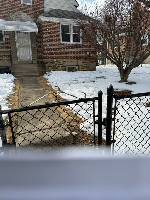 Building Photo - 1132 Duncan Ave