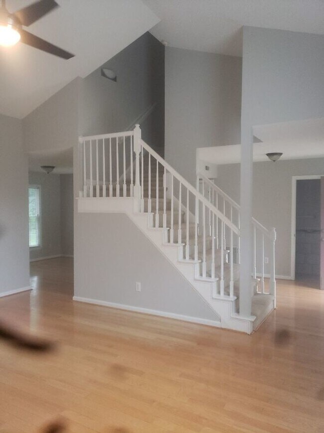 Building Photo - Great Home off Leesville Rd