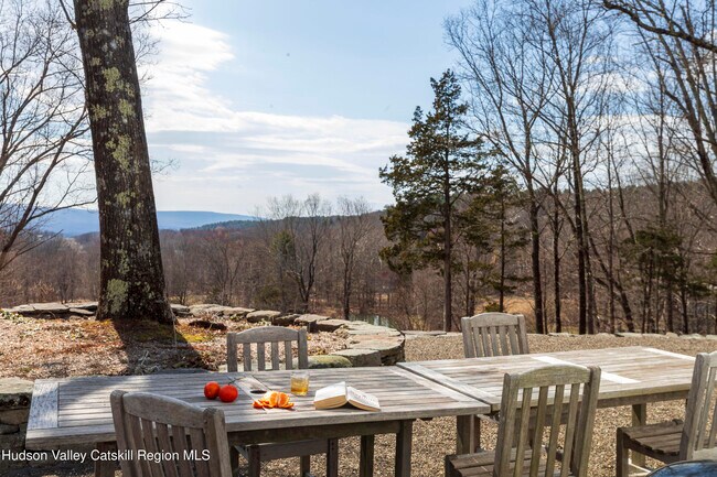 Building Photo - 94 Cherry Hill Rd