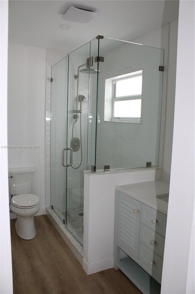 Building Photo - 3827 SW 88th Ct