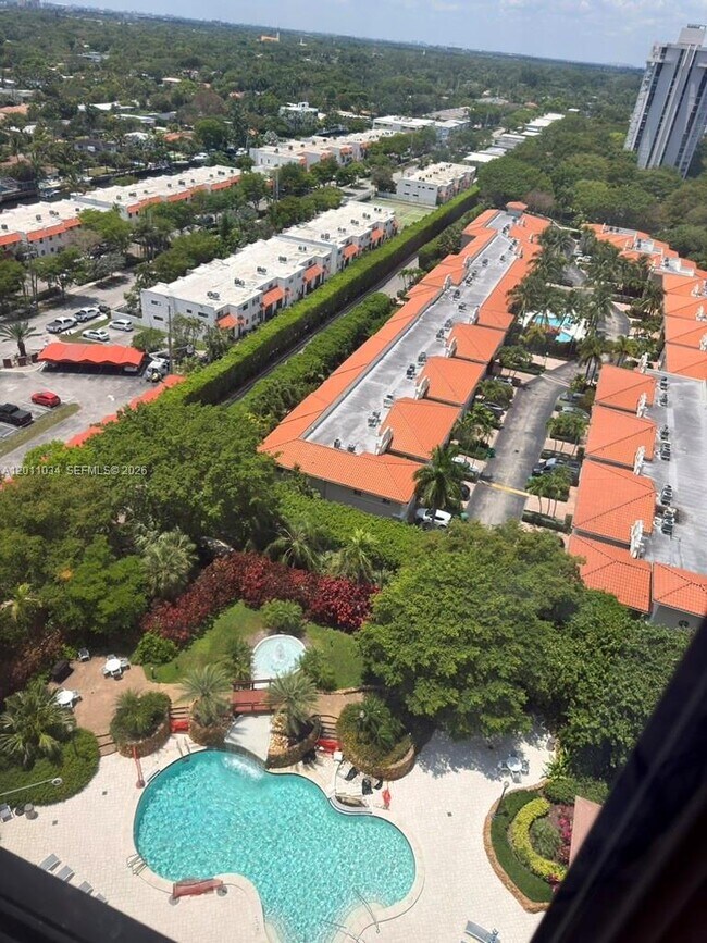 Building Photo - 4000 Towerside Terrace