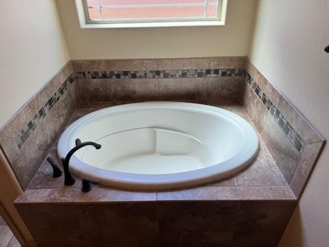 Building Photo - Gorgeous 3-bedrooms, 2-baths home located in Willow Hills! "In Prescott"
