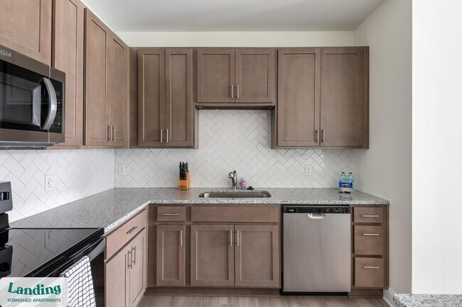 Building Photo - 135 Dresser Ln