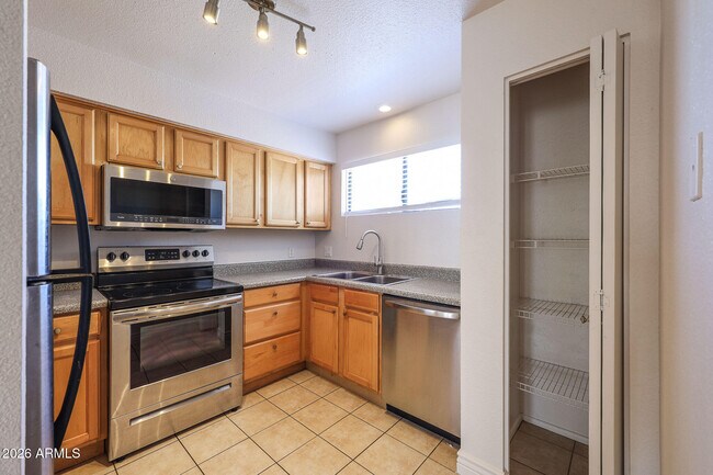 Building Photo - 11640 N 51st Ave