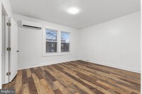 Building Photo - 1512 Isherwood St NE