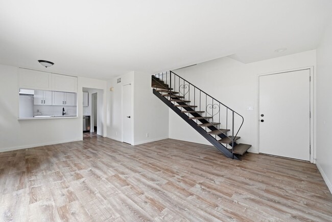 Building Photo - 1172 N Shattuck St