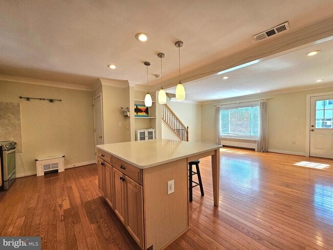 Primary Photo - 3109 Mosby St