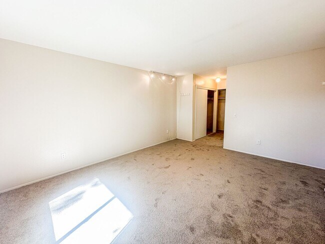Building Photo - SD: 2B/2BA in the Westwood Community of Rancho Bernardo featuring Air Conditioning and 2-car deta...