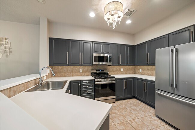 Building Photo - 21 Stone Creek Pl