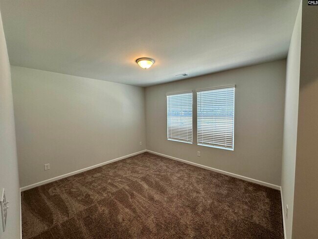 Building Photo - 344 Hardwick Dr