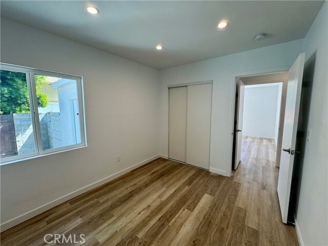 Building Photo - 13845 Moorpark St