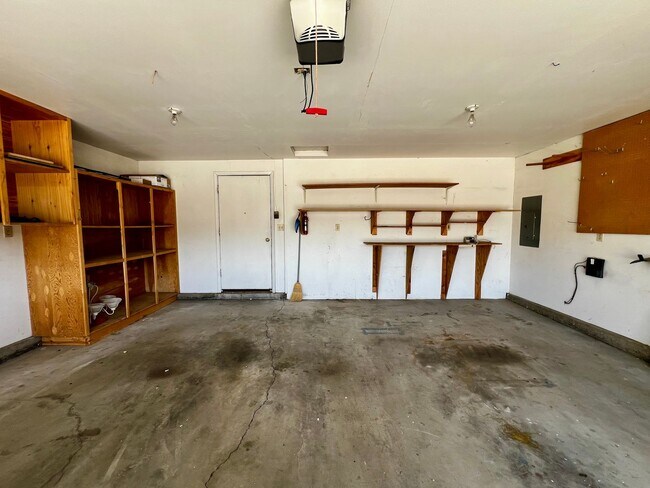 Building Photo - Non-Refundable & Security Deposit Total: $...