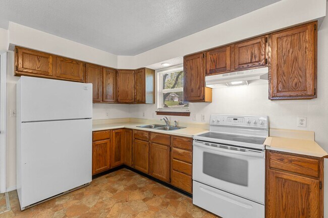 Building Photo - Charming Home In Jackson