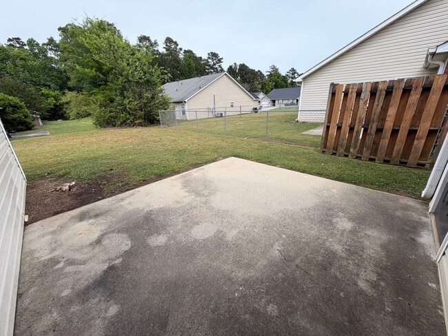 Building Photo - 46/48 Widgeon Way
