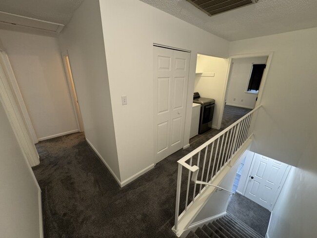 Building Photo - 1346 Victorian Crescent