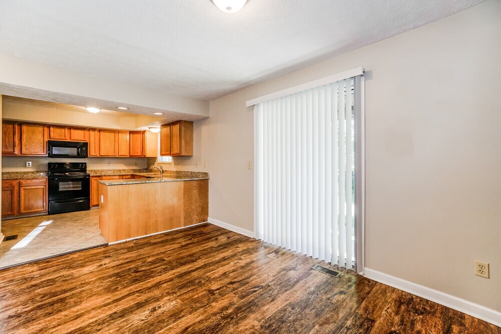 Building Photo - 7950 Dolmen Dr