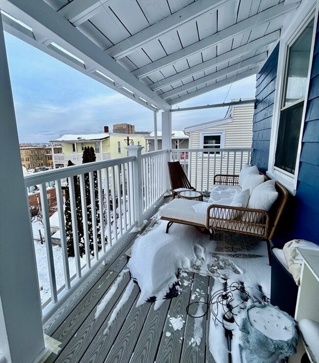 Building Photo - 11 Heath St