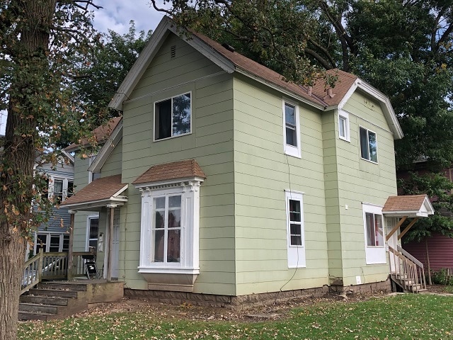 Building Photo - 400 6th Pl NW