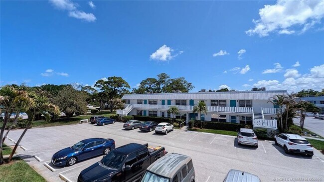 Building Photo - 2929 SE Ocean Blvd