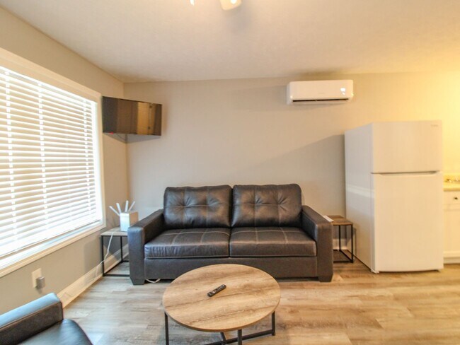 Building Photo - Furnished Apartments close to Athens and TVA Brownsferry