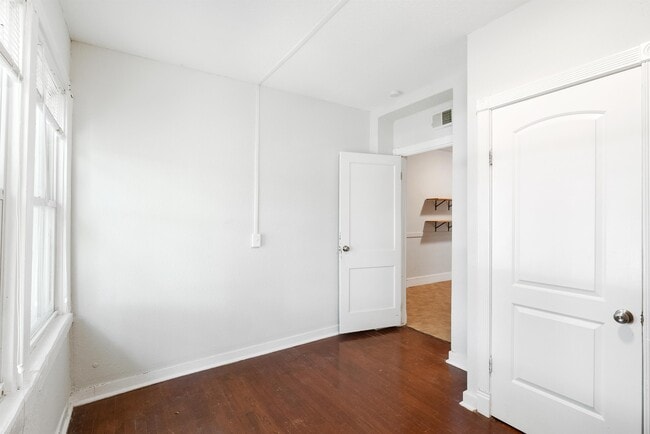 Building Photo - 4151 Shaw Blvd