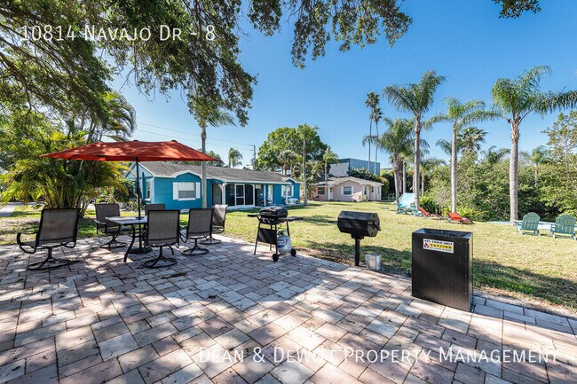 Building Photo - 10814 Navajo Dr