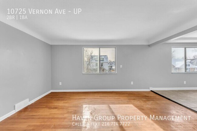Building Photo - 10725 Vernon Ave