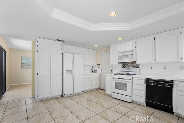 Building Photo - 2155 Barclay Ct
