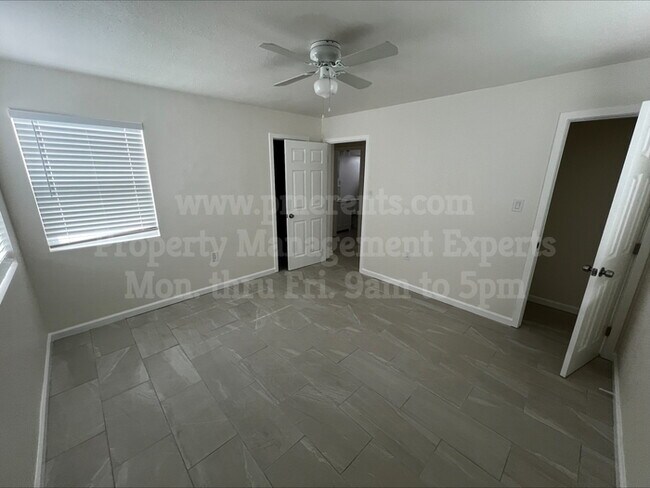 Building Photo - 2206 Buena Vista Ave