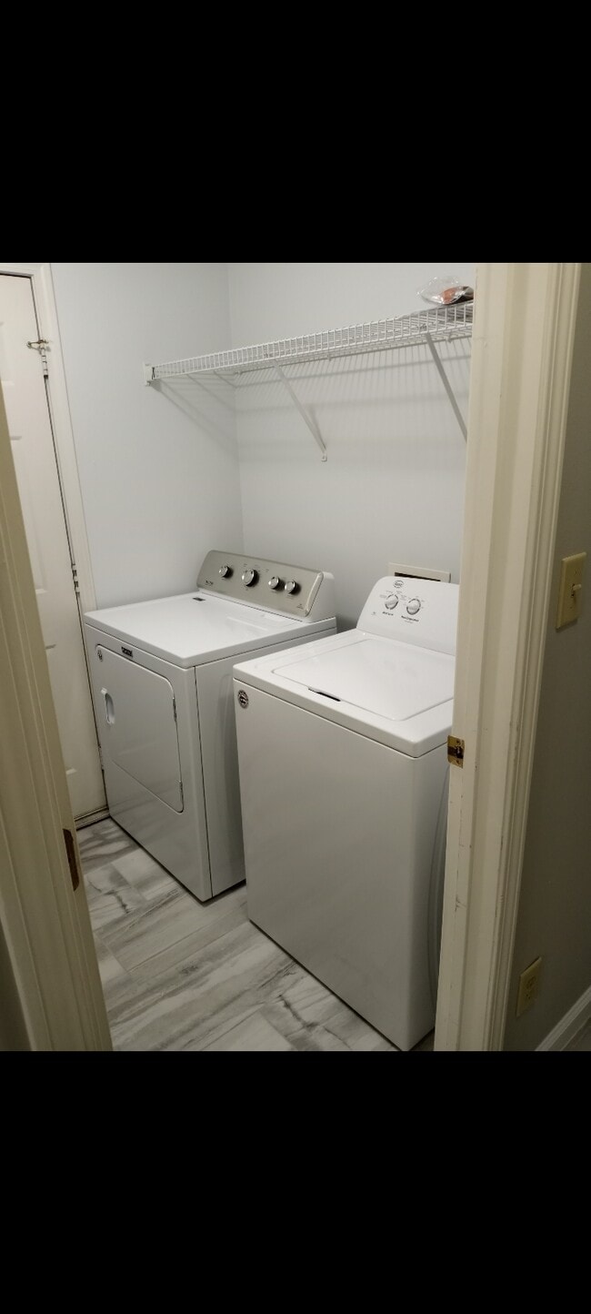 Building Photo - 101 Woodberry Dr