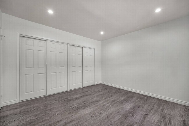 Building Photo - North of Sunset, Large 1 bed unit