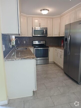 Building Photo - 9804 N 53rd St