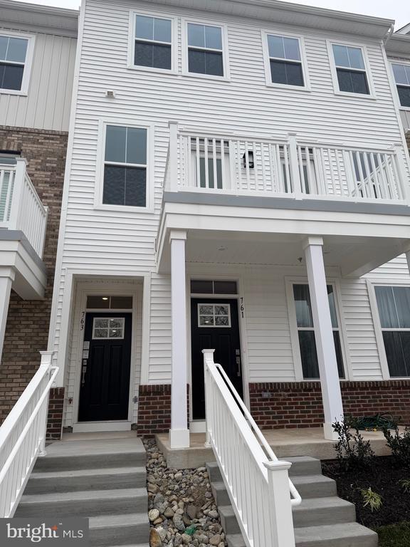 Building Photo - 763 Platinum Dr