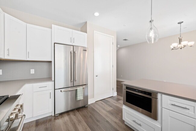 Building Photo - 4428 Paxton Pl
