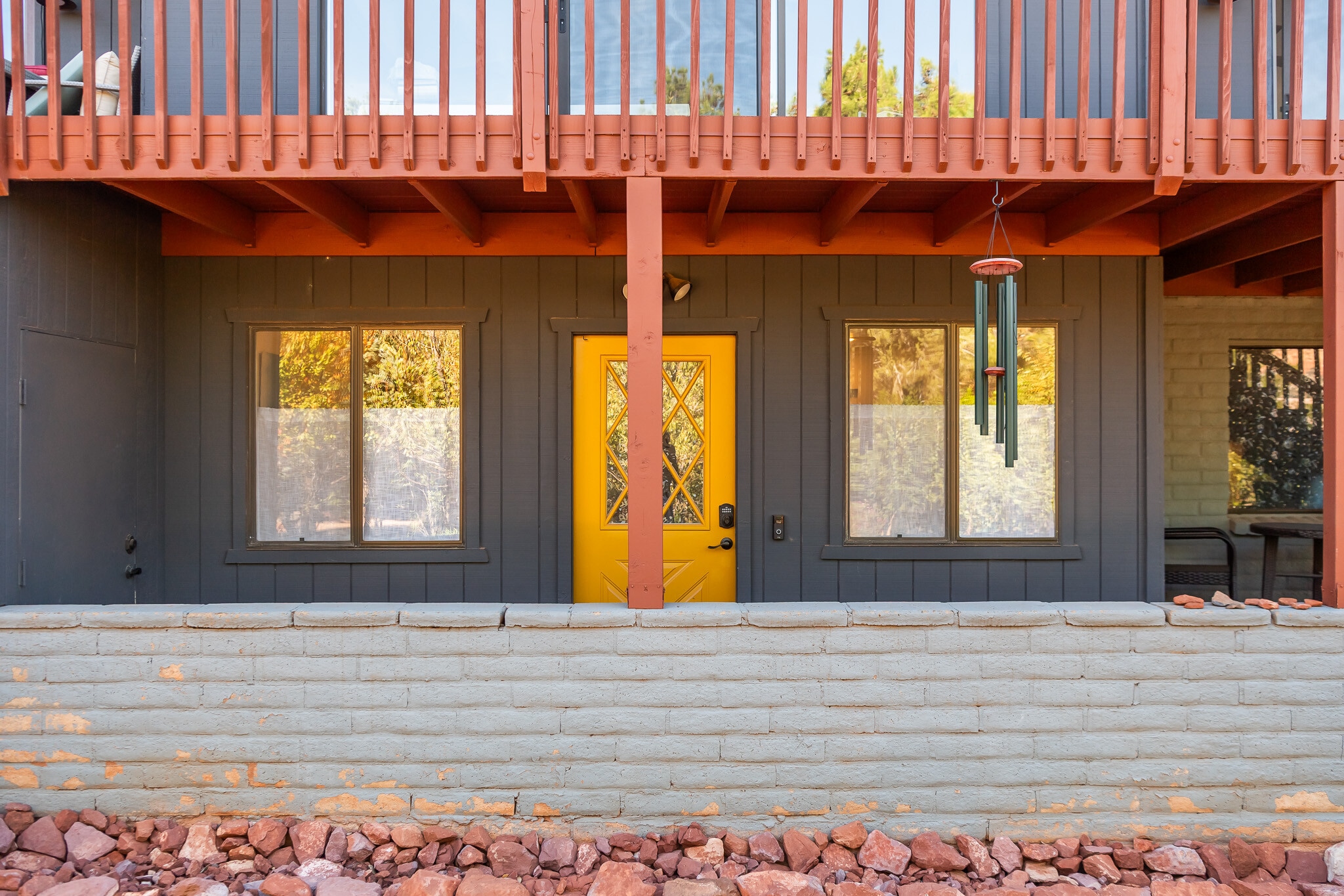 Building Photo - 350 Panorama Blvd