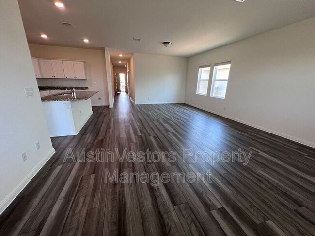Building Photo - 130 Rubrum Rd