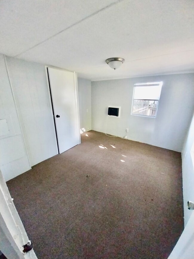 Building Photo - NICE 2BR/1BA Auburndale Mobile Home! NO AP...