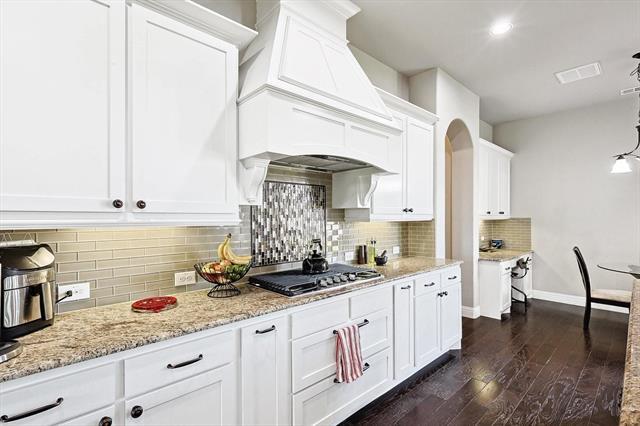 Building Photo - 274 Benwick Dr