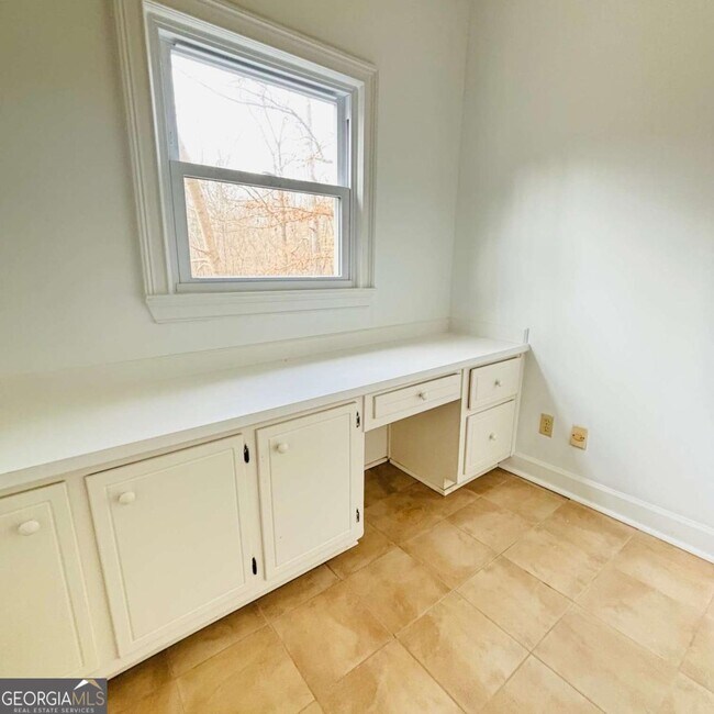 Building Photo - 3775 Belle Glade Trail SW