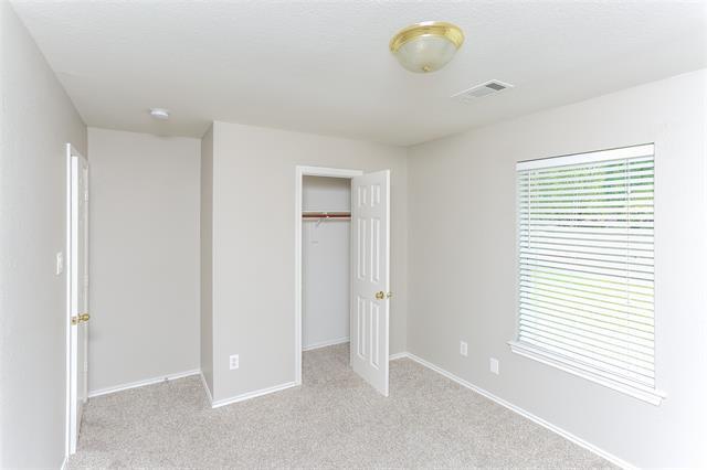Building Photo - 3353 Stoneway Dr