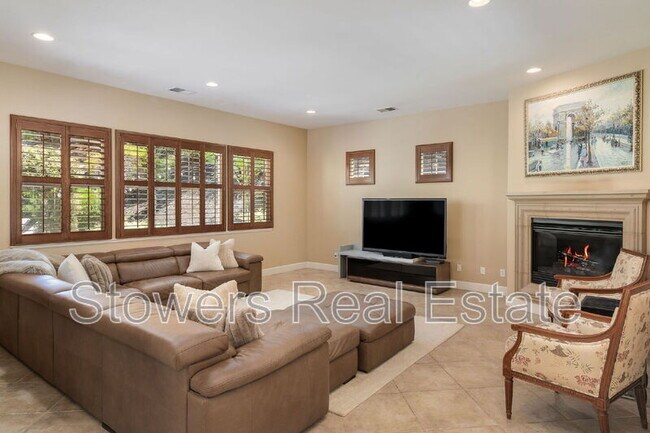Building Photo - 1301 Sugarloaf Dr