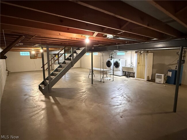 Building Photo - 1800 Amarillo St NW