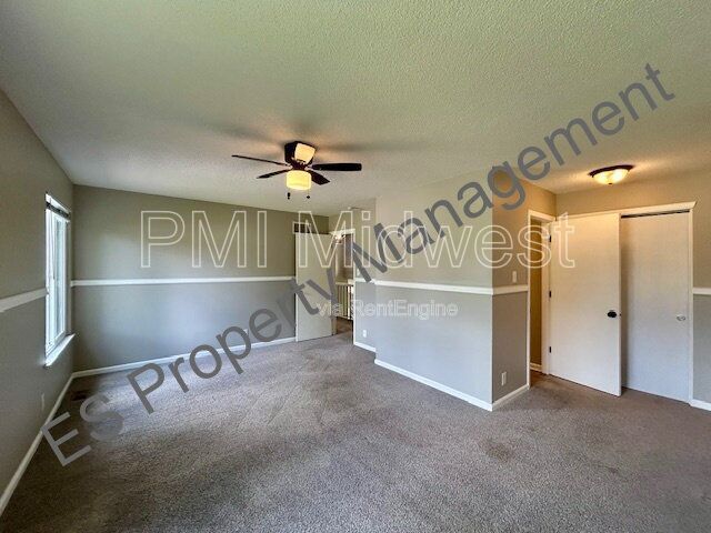 Building Photo - 6627 Live Oak Rd
