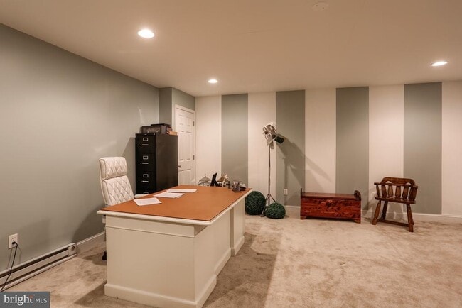 Building Photo - 5 Vista Cir