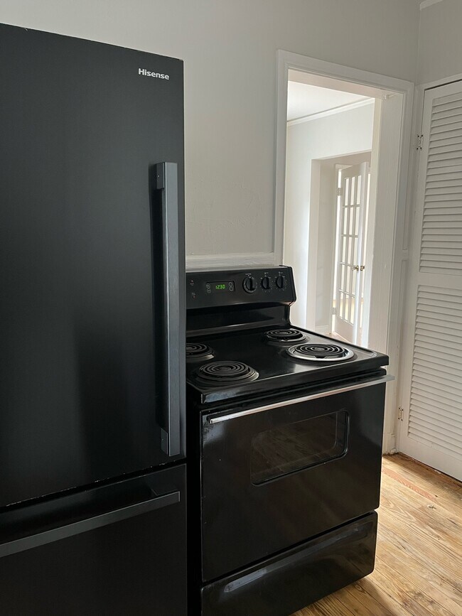 Building Photo - 2227 E 40th St