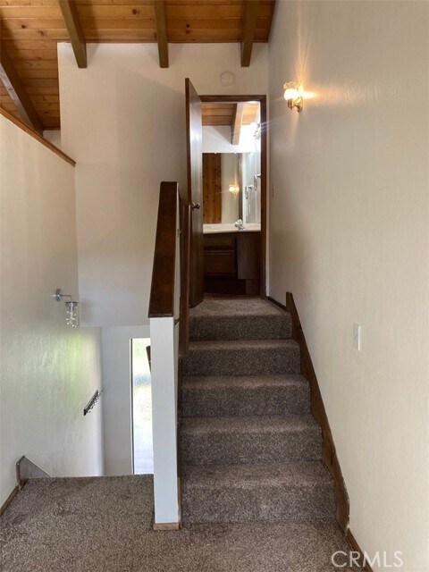 Building Photo - 27657 Peninsula Dr