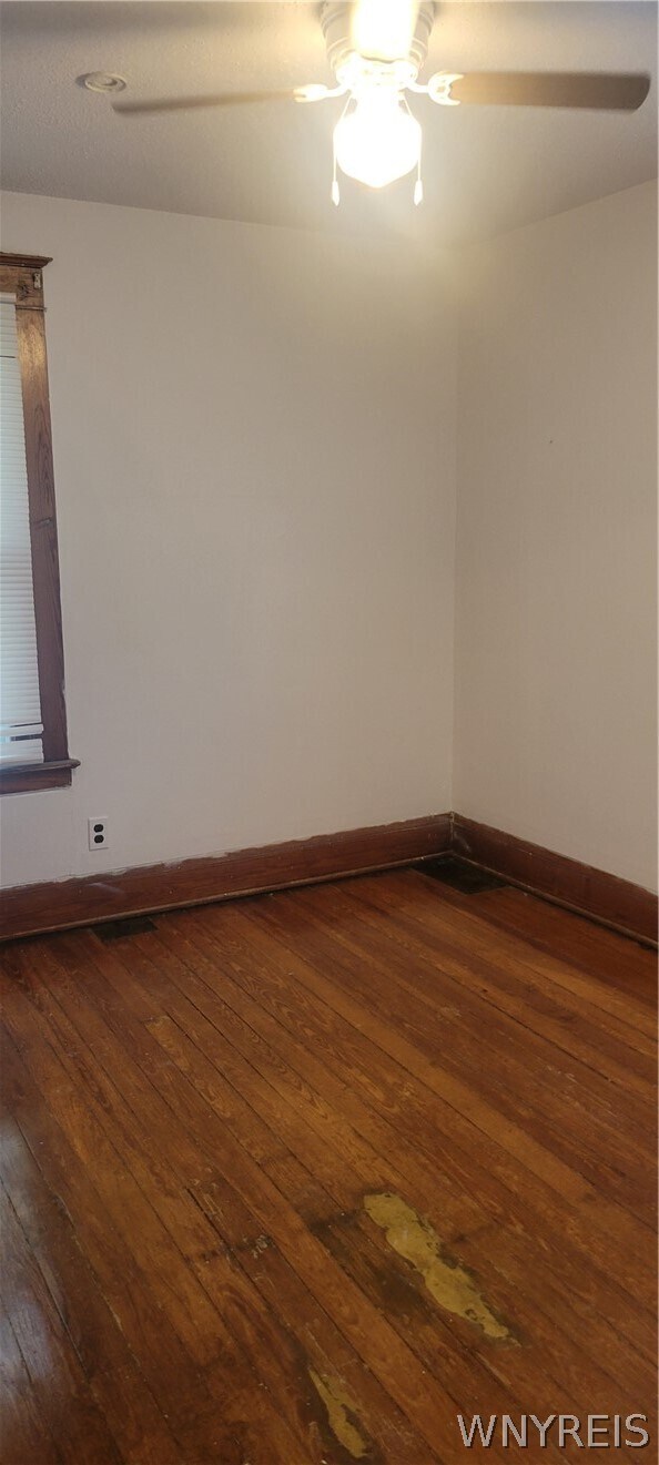 Building Photo - 2233 Cleveland Ave