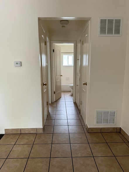 Building Photo - 3406 S 300 E