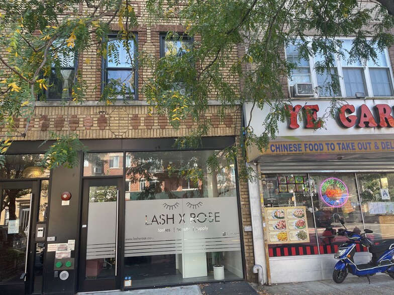 Building Photo - 7104 Fresh Pond Rd