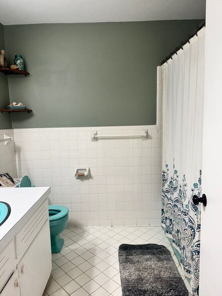 Building Photo - 43 Dixon Ter